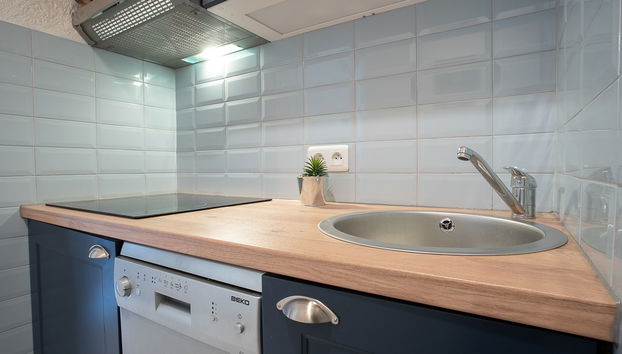 Apartment mit 2 Schlafzimmern in Saint-Raphaël mit schwimmbad und terrasse - Foto 5