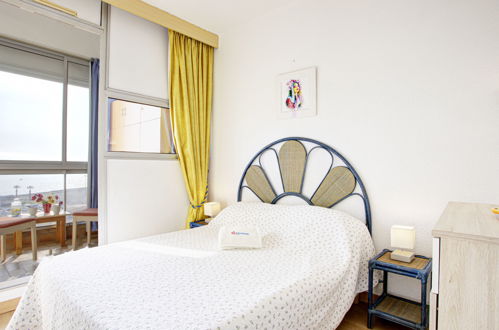 Photo 4 - Appartement de 2 chambres à Saint-Cyprien avec vues à la mer