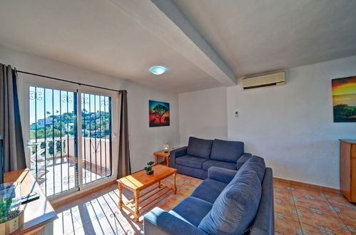 Foto 10 - Apartamento de 2 quartos em Calp com piscina e jardim