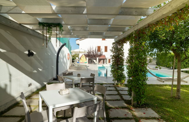 Apartamento de 3 quartos em Collecorvino com piscina privada e jardim - Foto 3