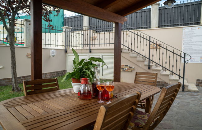 Apartamento de 3 quartos em Collecorvino com piscina privada e jardim - Foto 29