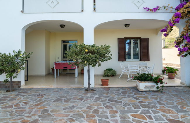 Apartamento de 3 quartos em Collecorvino com piscina privada e jardim - Foto 48