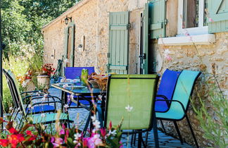 Foto 2 - Casa de 2 quartos em Blanquefort-sur-Briolance com piscina privada e terraço