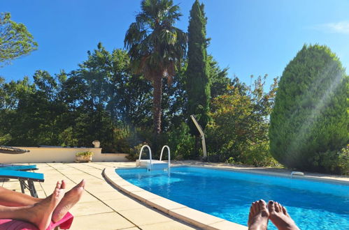 Photo 3 - Maison de 2 chambres à Blanquefort-sur-Briolance avec piscine privée et terrasse