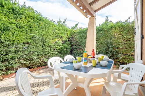 Photo 1 - Maison de 3 chambres à Sainte-Marie-la-Mer avec piscine et terrasse