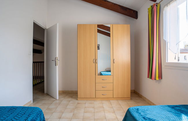 Casa de 4 quartos em Sainte-Marie-la-Mer com piscina e terraço - Foto 18