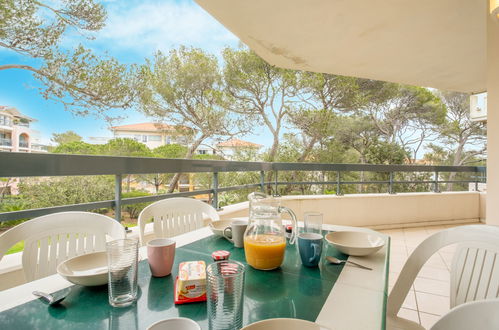 Photo 1 - 1 bedroom Apartment in Fréjus with swimming pool and garden