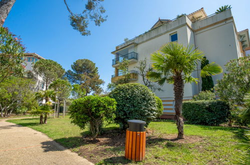 Photo 22 - Appartement de 1 chambre à Fréjus avec piscine et vues à la mer