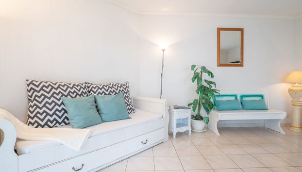 1 bedroom Apartment in Fréjus with swimming pool and garden - Photo 4