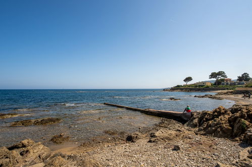 Photo 35 - Appartement de 1 chambre à Fréjus avec jardin et vues à la mer