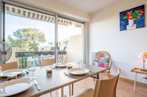 Foto 4 - Apartment mit 1 Schlafzimmer in Fréjus mit garten und blick aufs meer