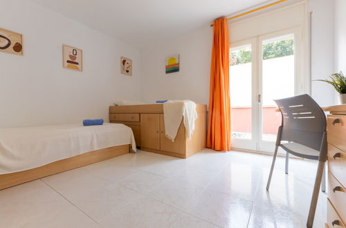 Photo 15 - 2 bedroom Apartment in Cambrils with terrace