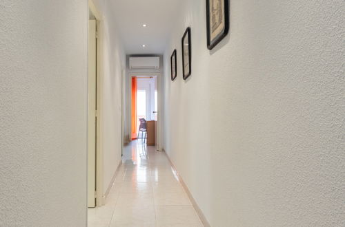 Photo 22 - 2 bedroom Apartment in Cambrils with terrace