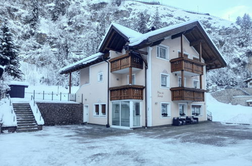 Foto 7 - Apartamento de 3 quartos em Santa Cristina Valgardena com jardim e banheira de hidromassagem