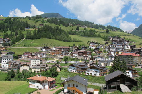 Foto 4 - Appartamento con 3 camere da letto a Santa Cristina Valgardena con giardino e vasca idromassaggio