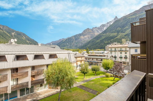 Foto 16 - Apartamento de 1 habitación en Chamonix-Mont-Blanc con terraza y vistas a la montaña