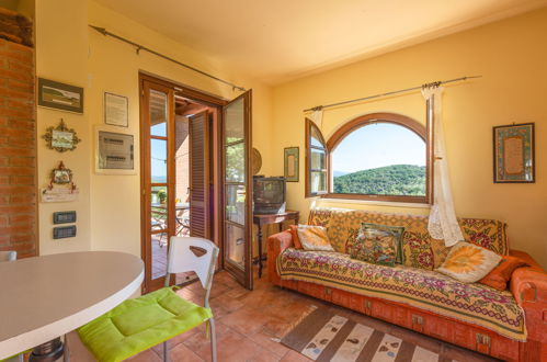 Photo 5 - Maison de 1 chambre à Scarlino avec terrasse et vues à la mer