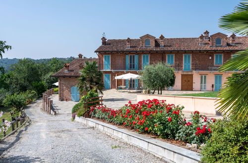 Foto 1 - Casa de 2 quartos em Montà com piscina e jardim