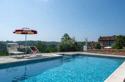 Foto 28 - Casa de 2 quartos em Montà com piscina e jardim
