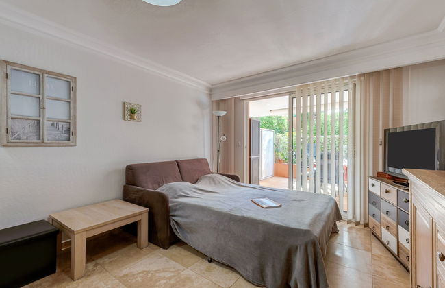 Apartamento de 2 quartos em Cavalaire-sur-Mer com piscina e jardim - Foto 9