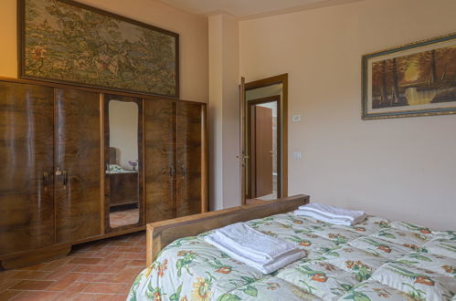 Foto 13 - Haus mit 2 Schlafzimmern in Gaiole in Chianti mit schwimmbad und garten