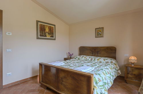 Photo 12 - 2 bedroom House in Gaiole in Chianti with swimming pool and garden