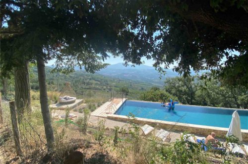 Foto 19 - Apartamento de 3 habitaciones en Montalcino con piscina y terraza