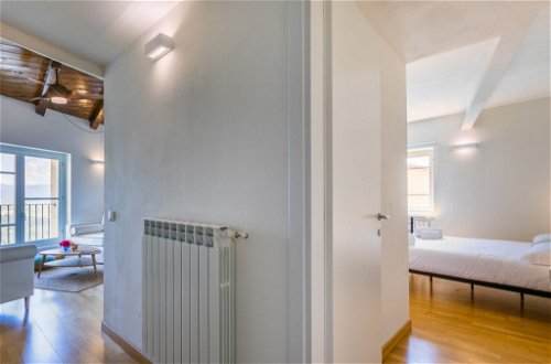 Foto 21 - Appartamento con 3 camere da letto a Montalcino