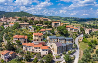 Foto 2 - Apartamento de 3 habitaciones en Montalcino con jardín