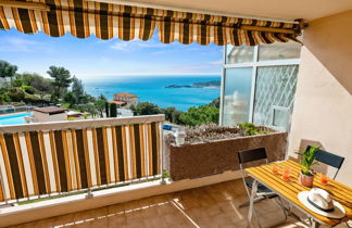 Foto 1 - Apartamento de 1 quarto em Èze com piscina e vistas do mar