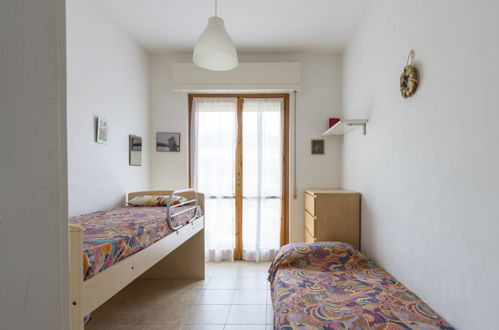 Foto 10 - Apartamento de 2 habitaciones en Santo Stefano al Mare con piscina y vistas al mar