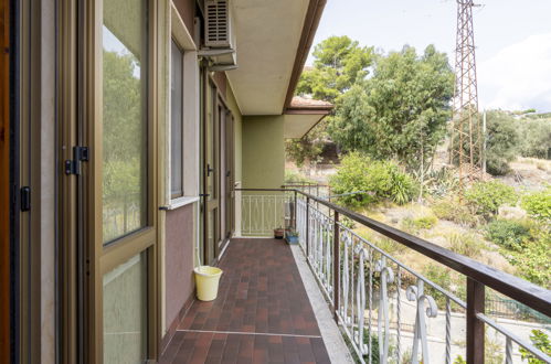 Foto 20 - Apartamento de 2 habitaciones en Santo Stefano al Mare con piscina y vistas al mar