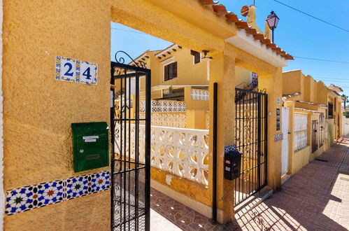 Photo 27 - Maison de 2 chambres à Torrevieja avec piscine et vues à la mer