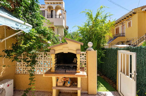 Foto 5 - Casa de 2 quartos em Torrevieja com piscina e vistas do mar