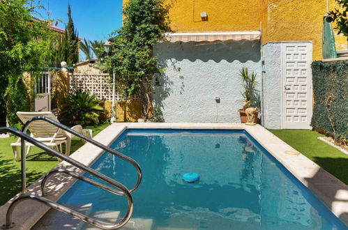 Photo 1 - Maison de 2 chambres à Torrevieja avec piscine et vues à la mer