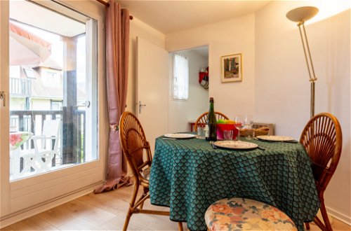Photo 6 - 2 bedroom Apartment in Cabourg with sea view