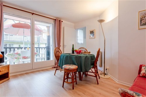 Photo 2 - 2 bedroom Apartment in Cabourg with sea view