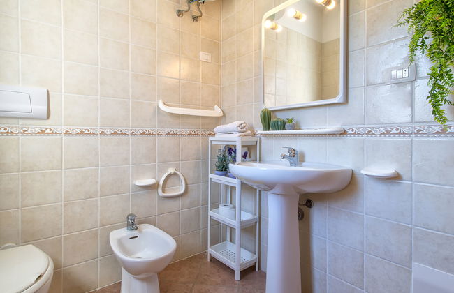 Apartamento de 2 quartos em Trinità d'Agultu e Vignola com piscina e jardim - Foto 17