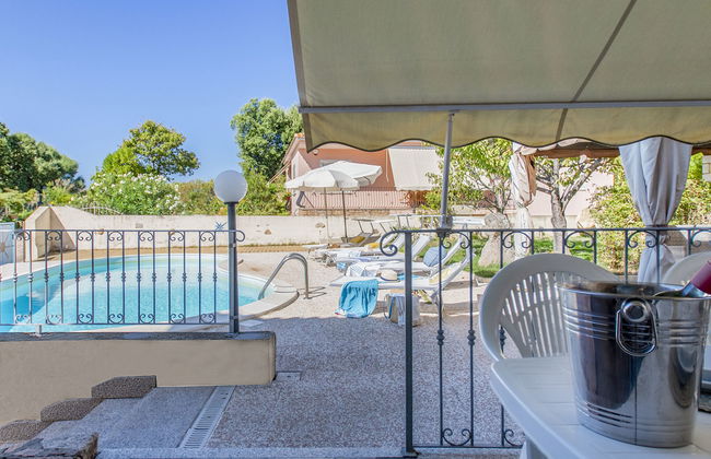 Apartamento de 2 quartos em Trinità d'Agultu e Vignola com piscina e jardim - Foto 20