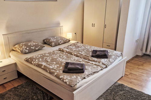 Foto 2 - Apartment mit 1 Schlafzimmer in Prag
