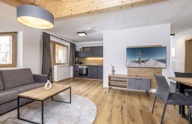 Apartamento de 2 quartos em Söll com jardim e terraço - Foto 1