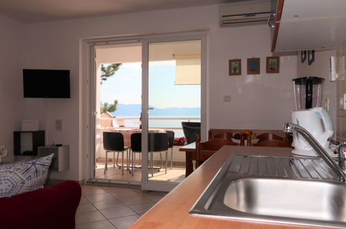 Foto 7 - Apartamento de 1 habitación en Raša con vistas al mar
