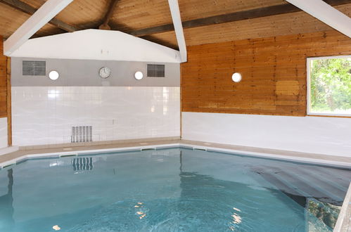 Photo 11 - Apartment in Saint-Georges-d'Oléron with swimming pool and sea view