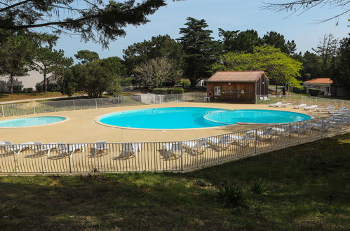 Foto 5 - Apartamento en Saint-Georges-d'Oléron con piscina y terraza