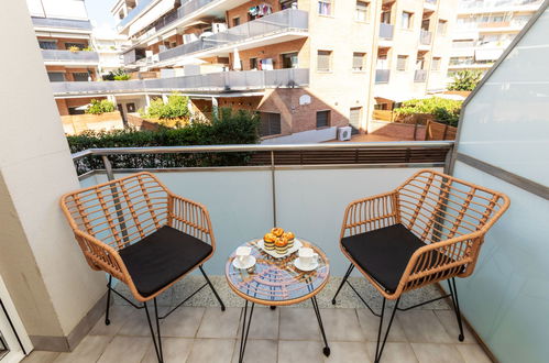 Photo 16 - 1 bedroom Apartment in Lloret de Mar with swimming pool and sea view