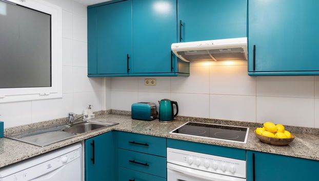 Apartment mit 2 Schlafzimmern in Lloret de Mar mit schwimmbad und garten - Foto 4