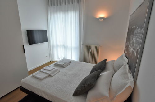Foto 37 - Apartment mit 3 Schlafzimmern in Mailand