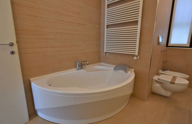 3 bedroom Apartment in Milan - Photo 33