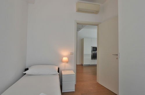 Foto 31 - Appartamento con 3 camere da letto a Milano