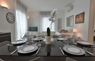 Photo 3 - 3 bedroom Apartment in Milan